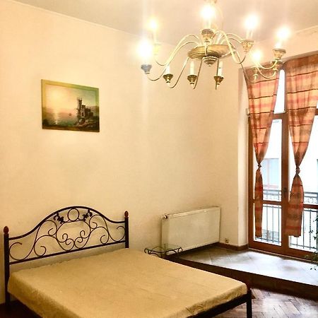 Lviv'S Prospekt Shevchenka Apartments Luaran gambar